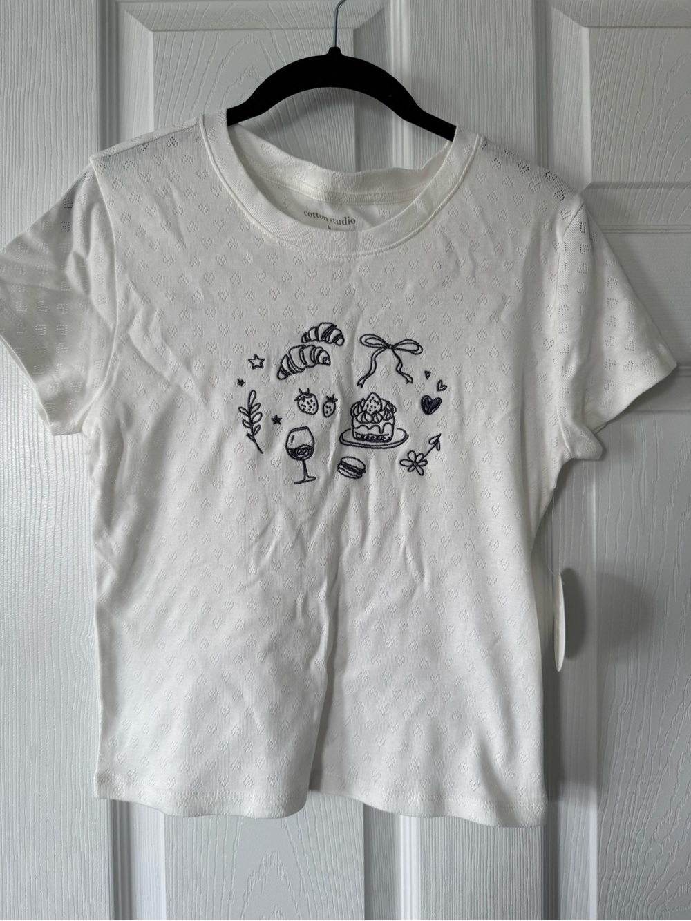 NWT Cotton White Short-Sleeve Embroidered Tee